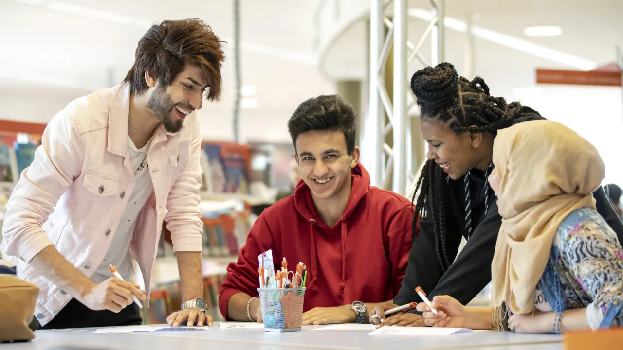 Jongeren werken samen