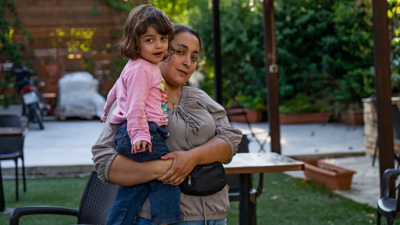 Mahnaz en haar dochter