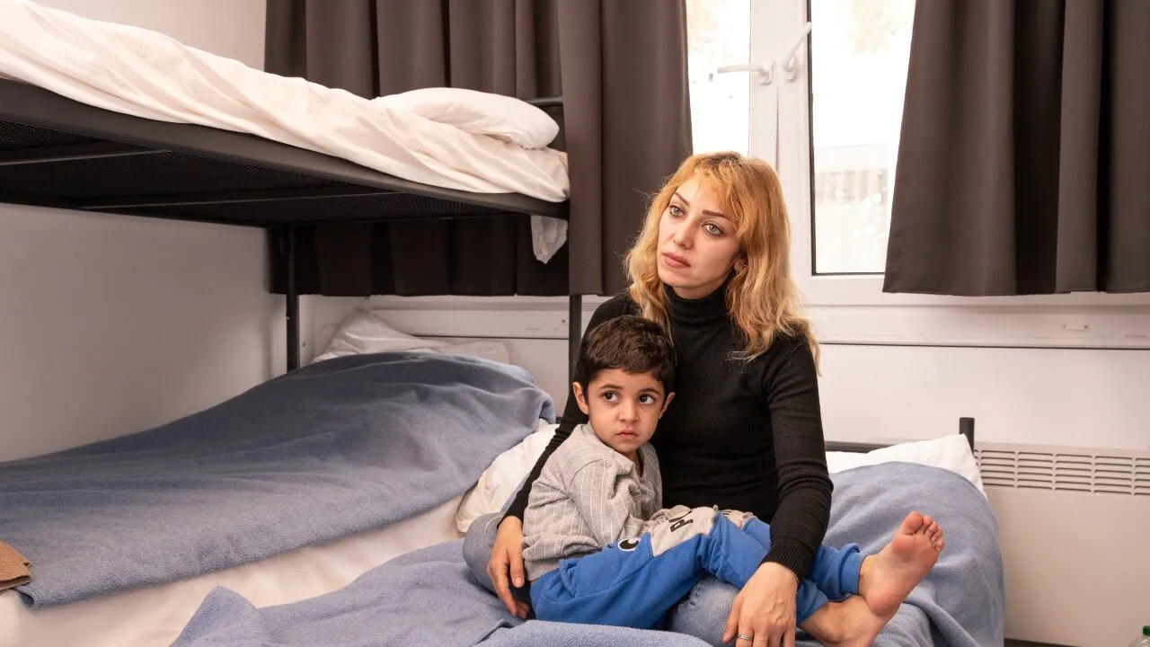 Suzan in haar containerwoning