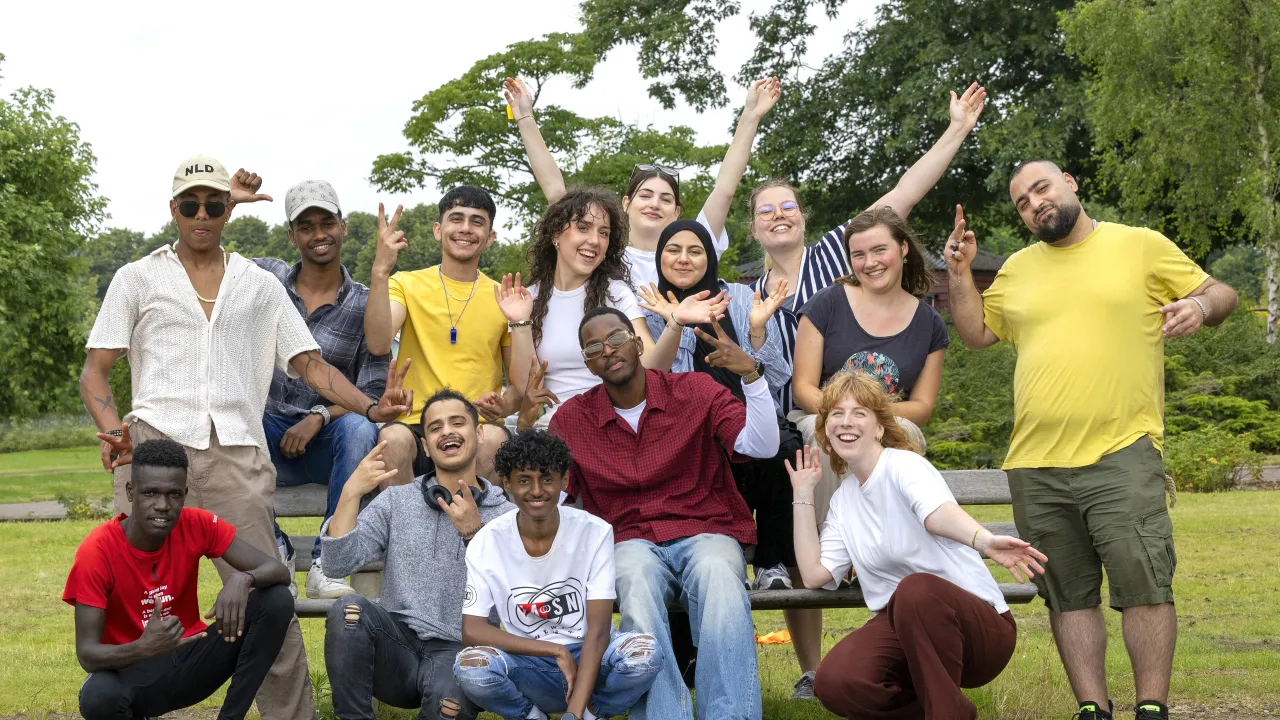 Een groep jongeren bij MDT Wake Up Your Mind