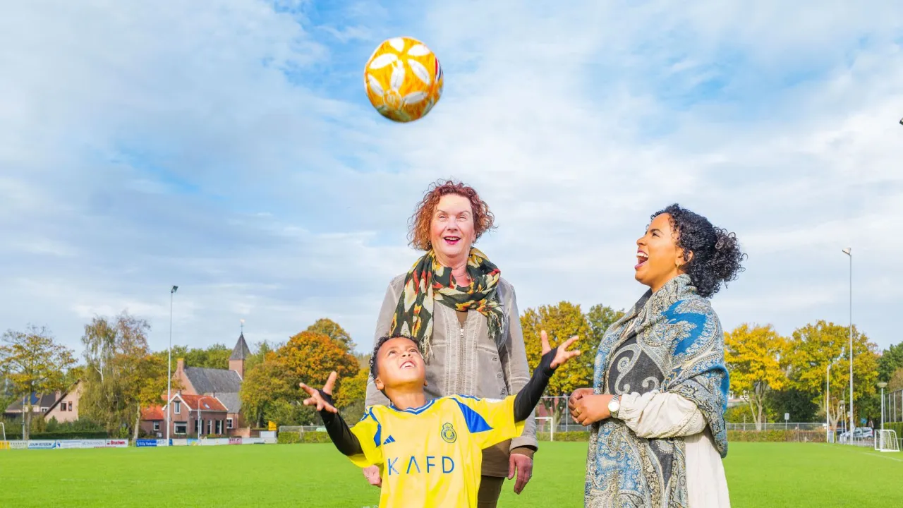 De ontmoeting Diana, Aziz en Noah