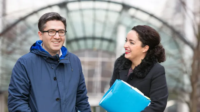 Advocaat Vigen met collega