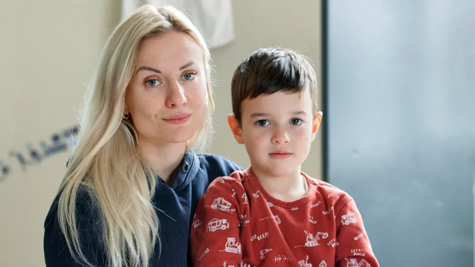 Anastasiia en haar zoontje Sami