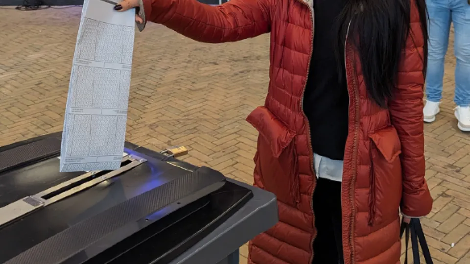 Dina voor het eerst naar de stembus voor de landelijke verkiezingen