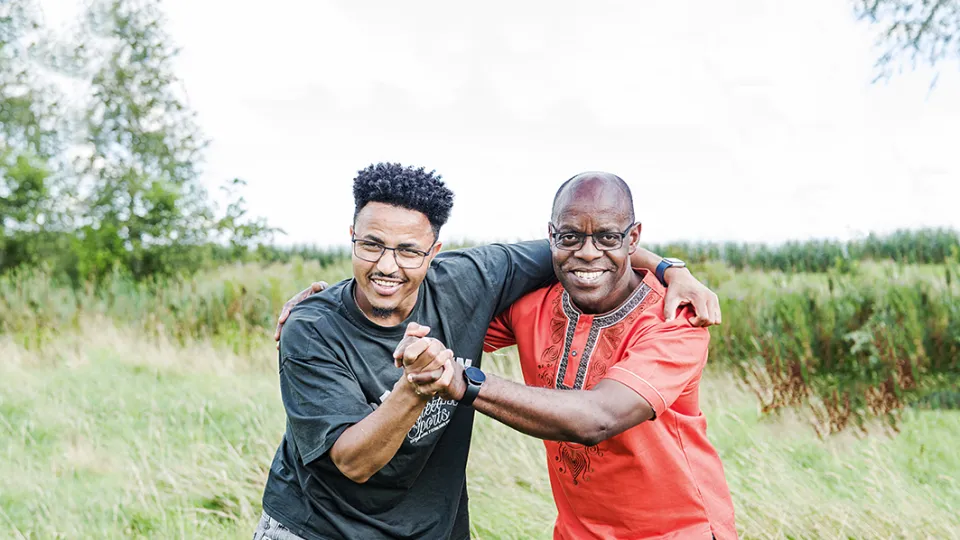 Dani met vrijwilliger Felicien