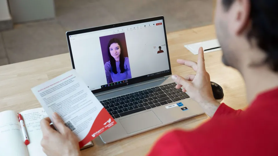 Online spreekuur voor Oekraïense vluchtelingen