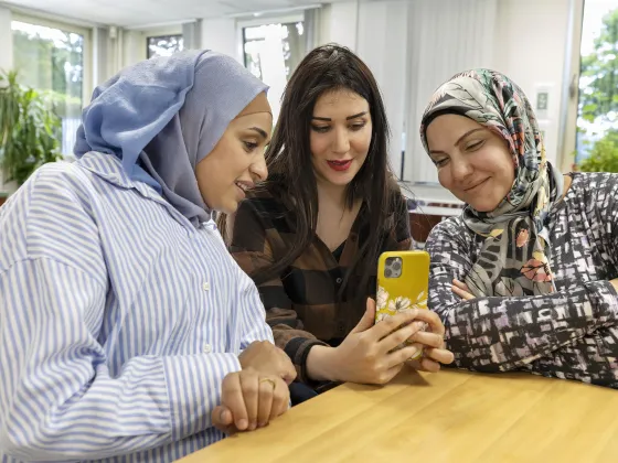 Vrouwen tijdens project digiklik