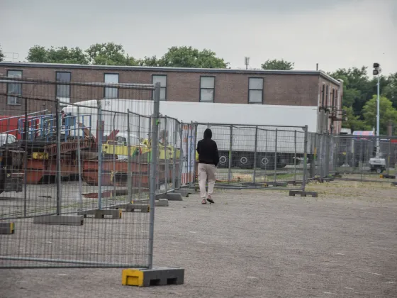 Man bij opvanglocatie