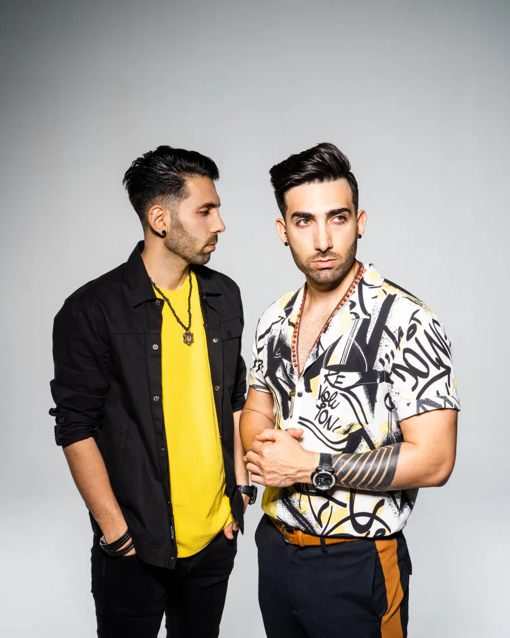 Armia & Arsham Pour (vwn tv, broers, dj's) 