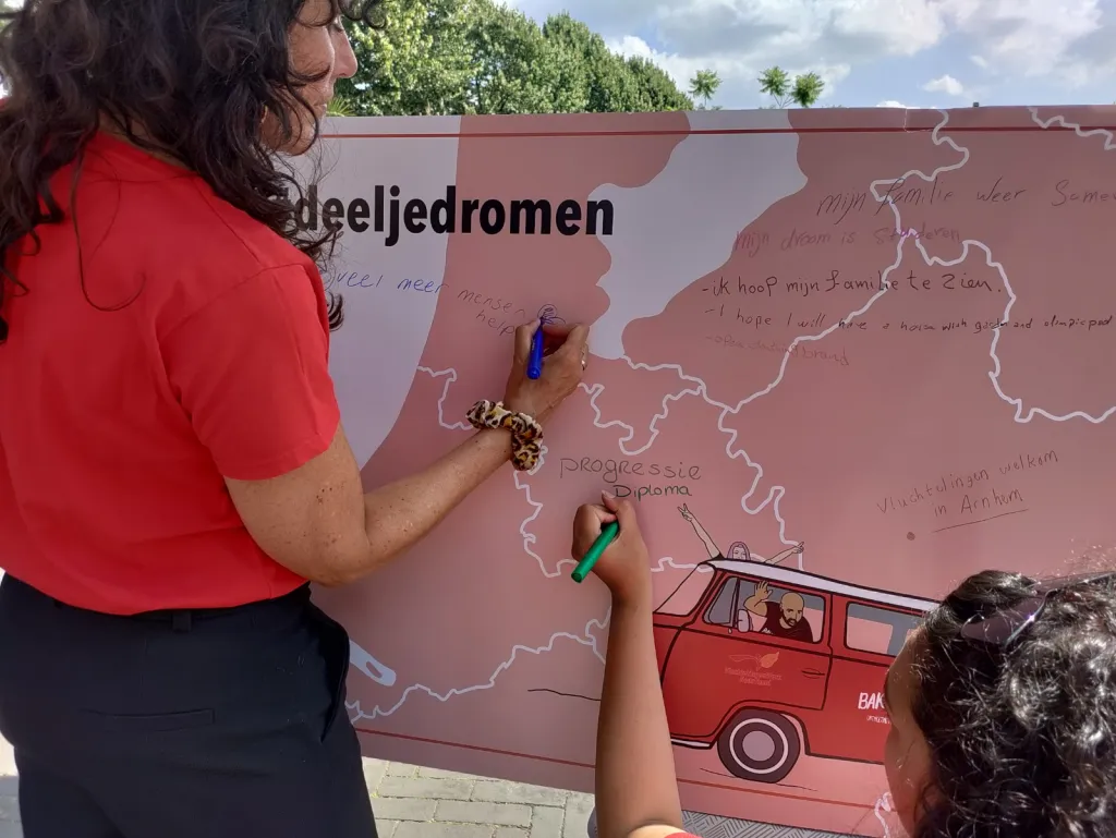 Dromen delen op visionbord in Oss