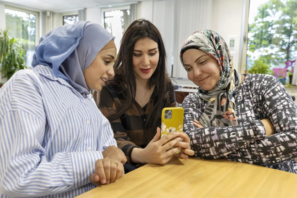 Vrouwen tijdens project digiklik