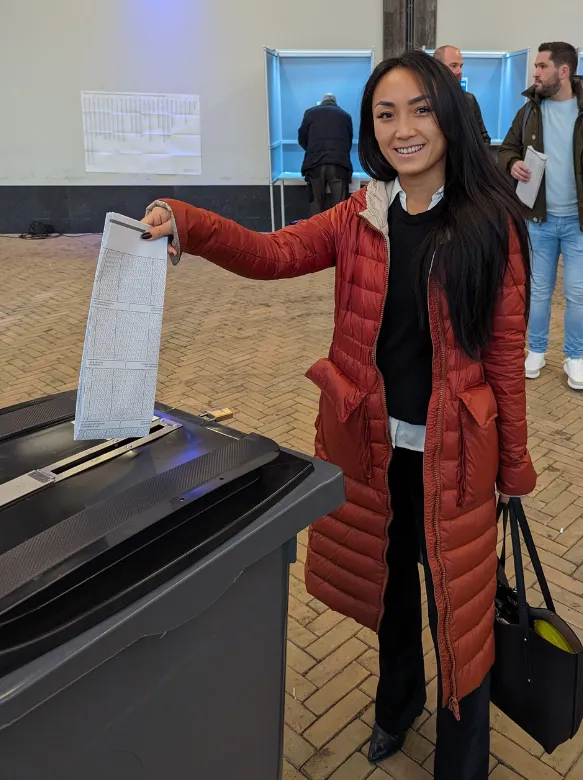 Dina voor het eerst naar de stembus voor de landelijke verkiezingen