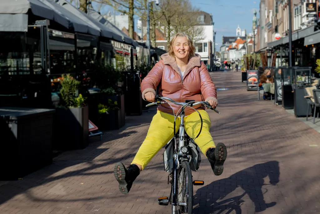 Oekraïense Vera op de fiets