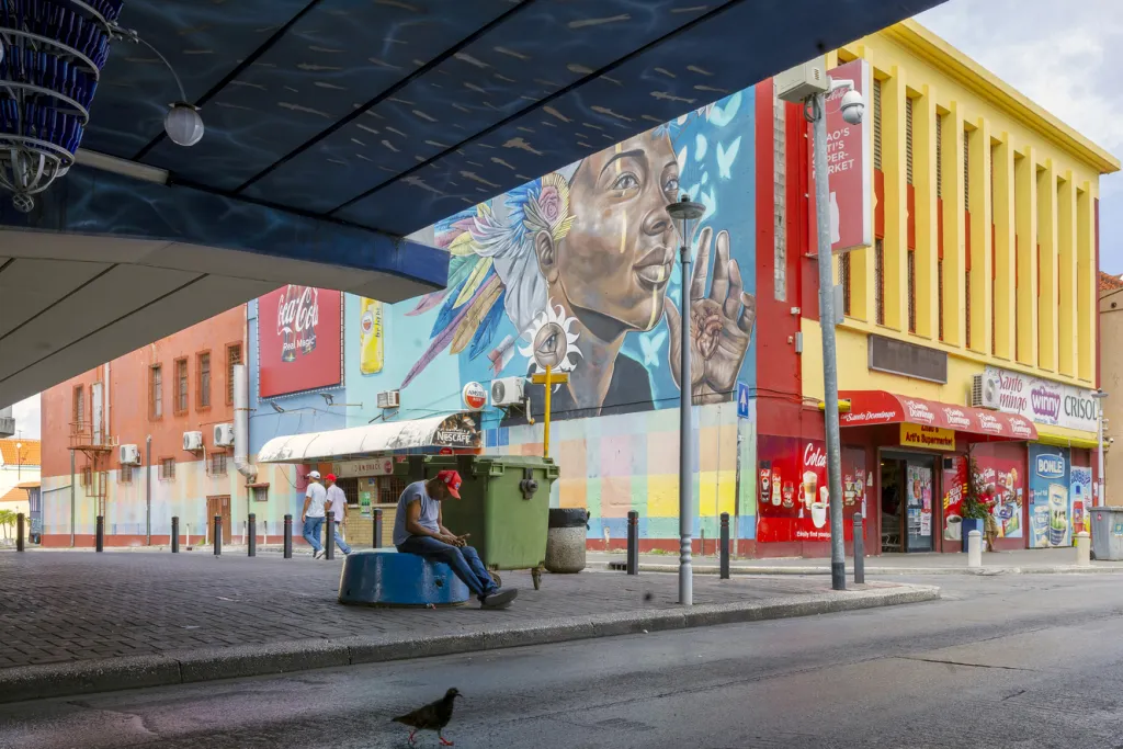 Een ontmoetingsplaats in Willemstad, Curacao