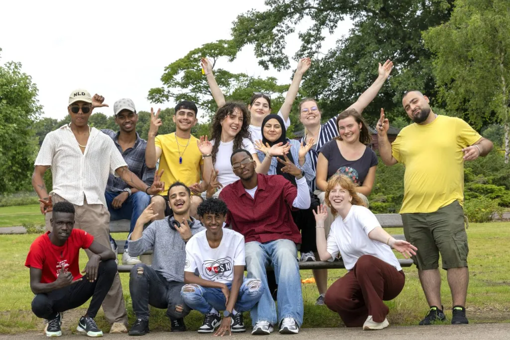 Een groep jongeren van Wake up Your Mind